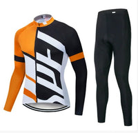 Oranje (zwemkleding + klassieke kousen)